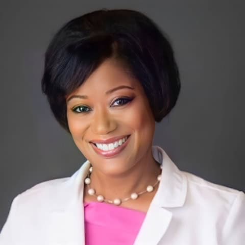 Dr_Stacie_Moore-hr